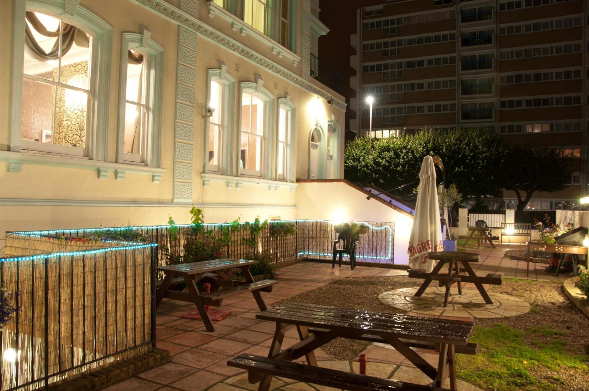 Vernon Guesthouse Eastbourne Zewnętrze zdjęcie