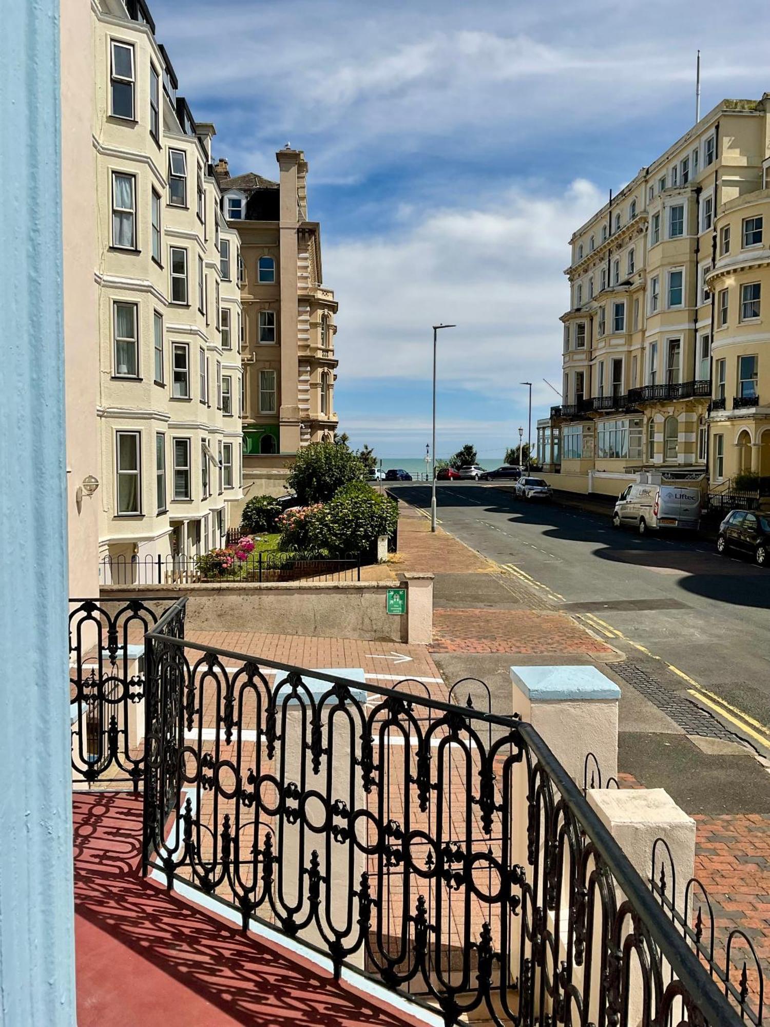 Vernon Guesthouse Eastbourne Zewnętrze zdjęcie